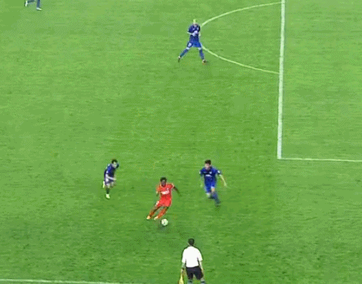 FB体育官方网站-包含苏宁战辽宁，半场悬念扑面而来引发球迷热议的词条