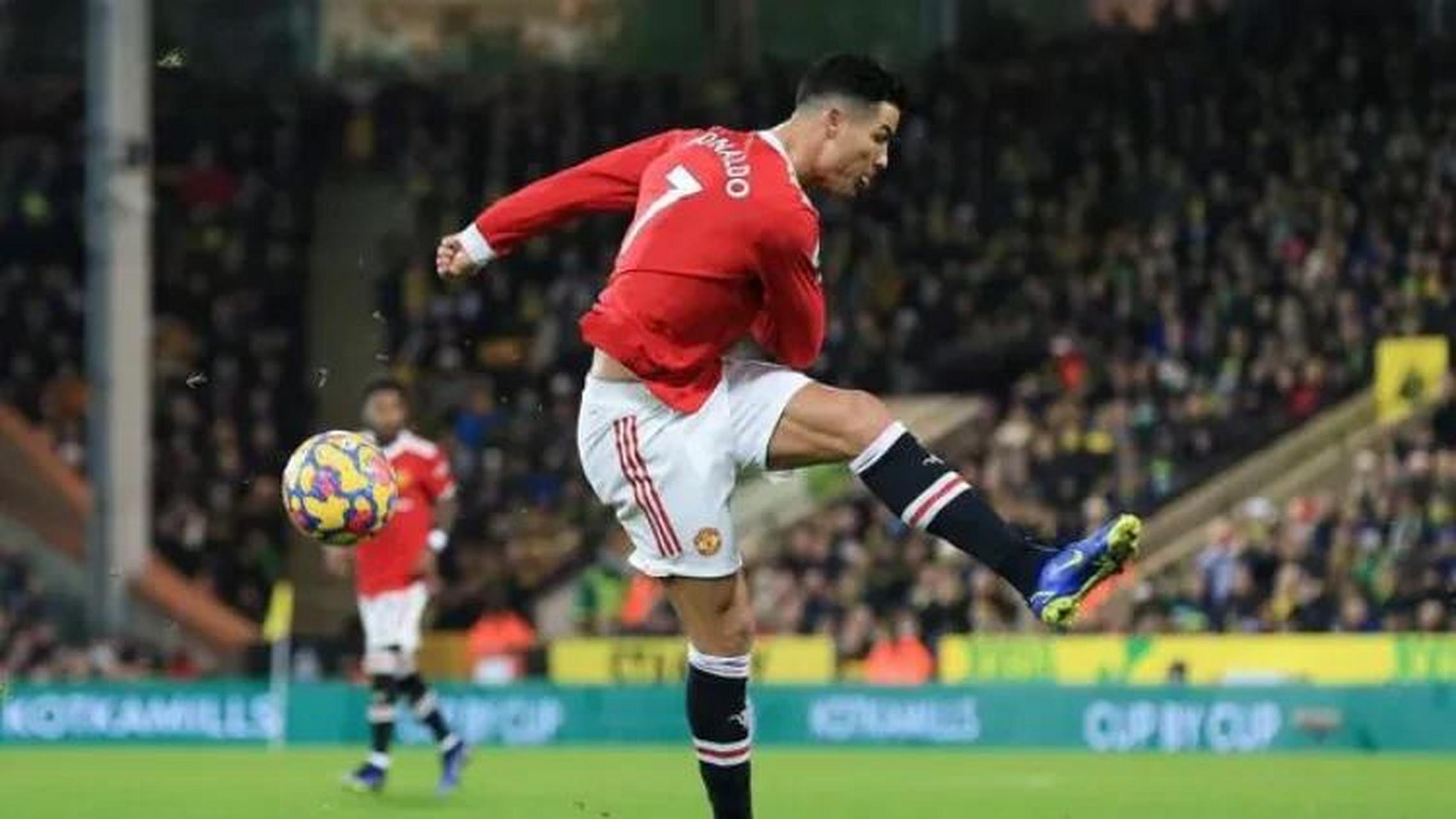 关于曼联客场击败诺维奇，继续冲刺前四的信息