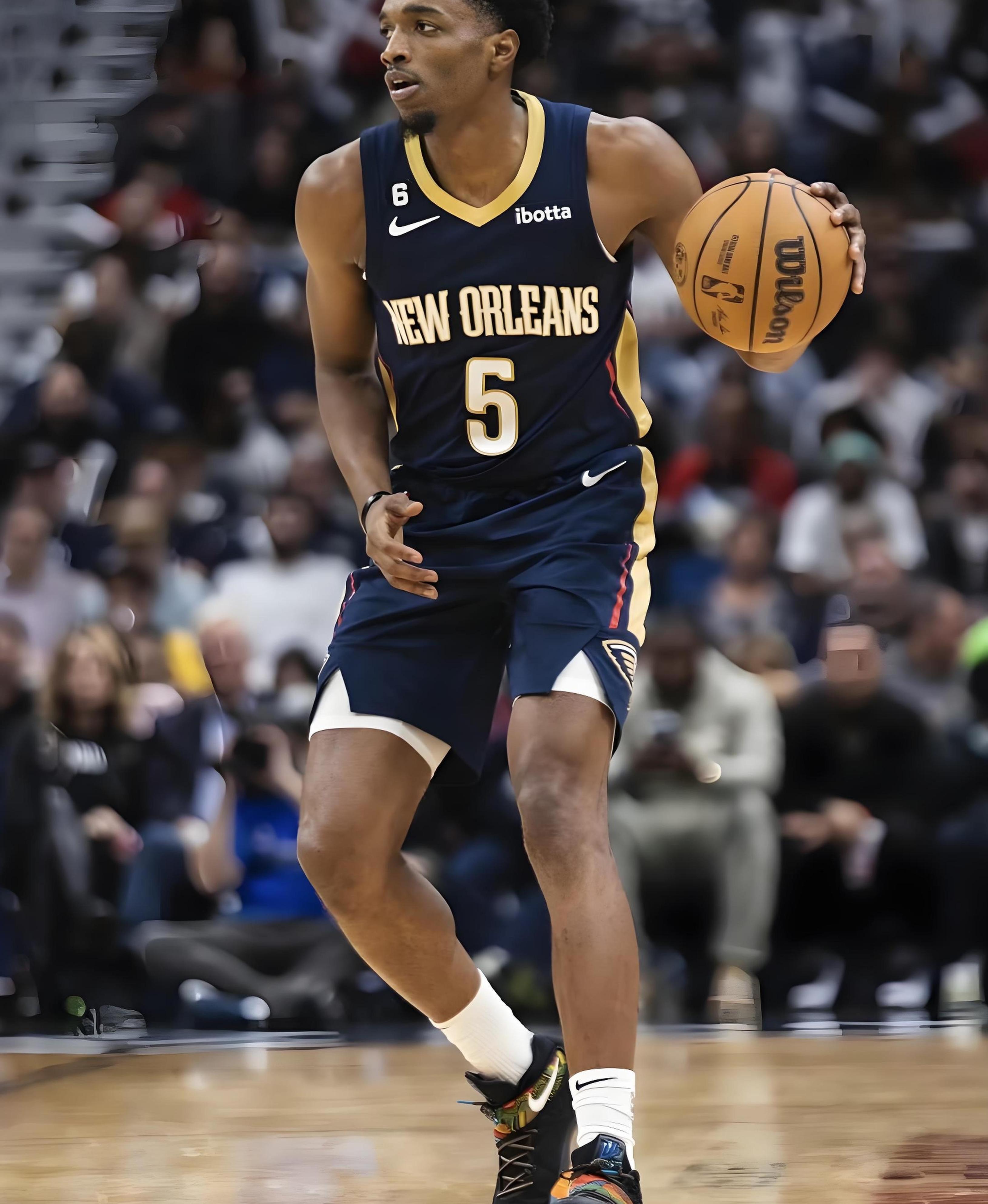 FB体育在线-马刺横扫篮网，重返西部前四