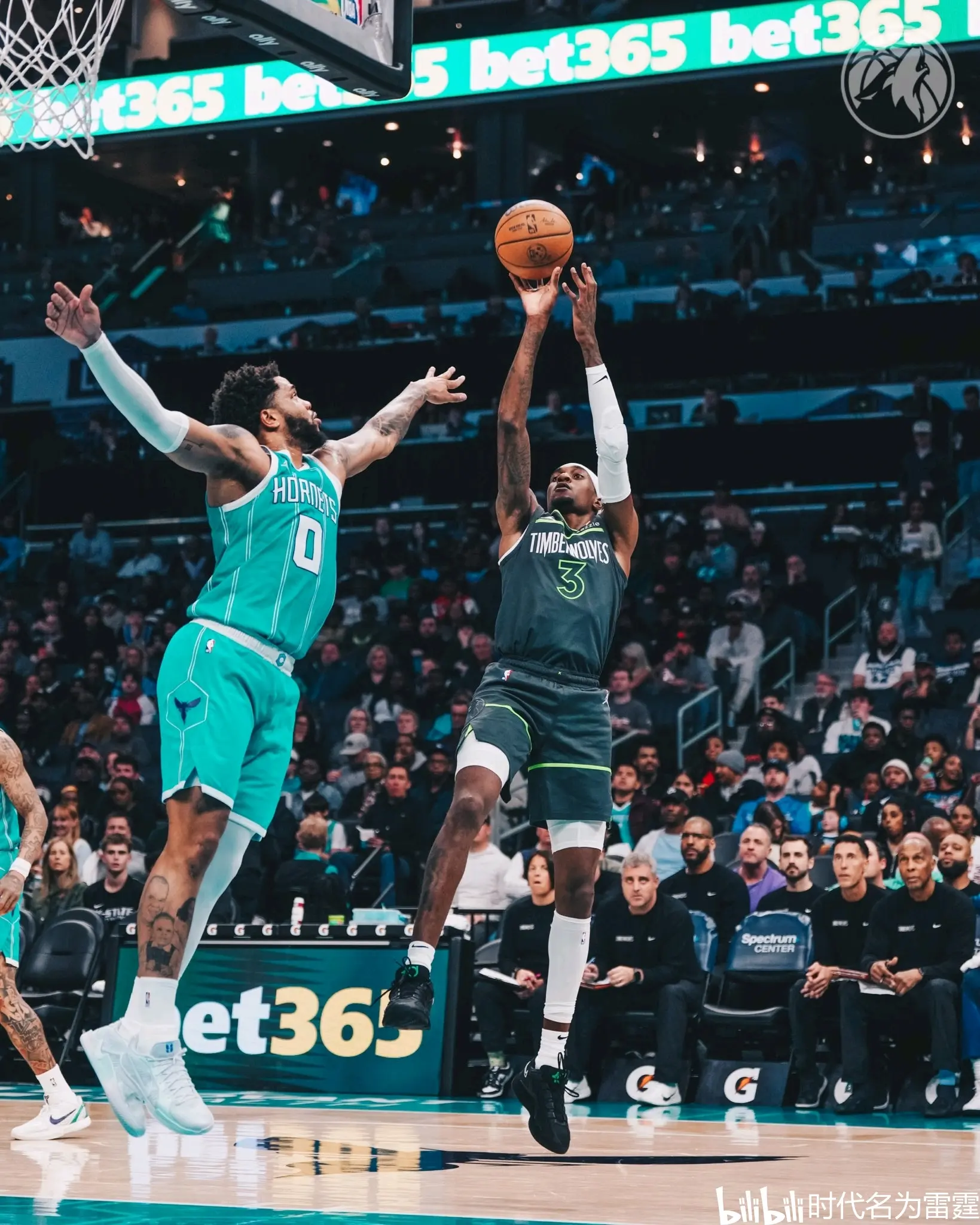 雄鹿大胜开拓者,取得NBA季前赛完美战绩 雄鹿大胜开拓者,取得NBA季前赛完美战绩