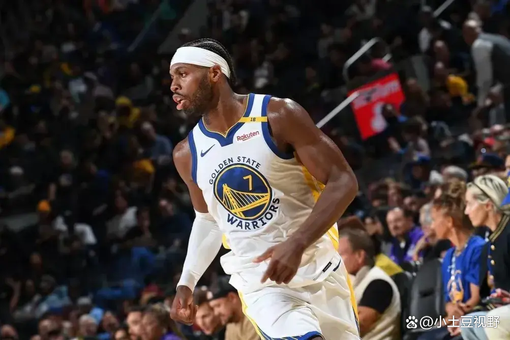 勇士主场险胜爵士,柯瑞大放异彩梦想家 勇士主场险胜爵士,柯瑞大放异彩梦想家