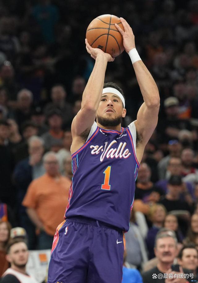 FB体育官网-太阳客场胜爵士！布克持续高效