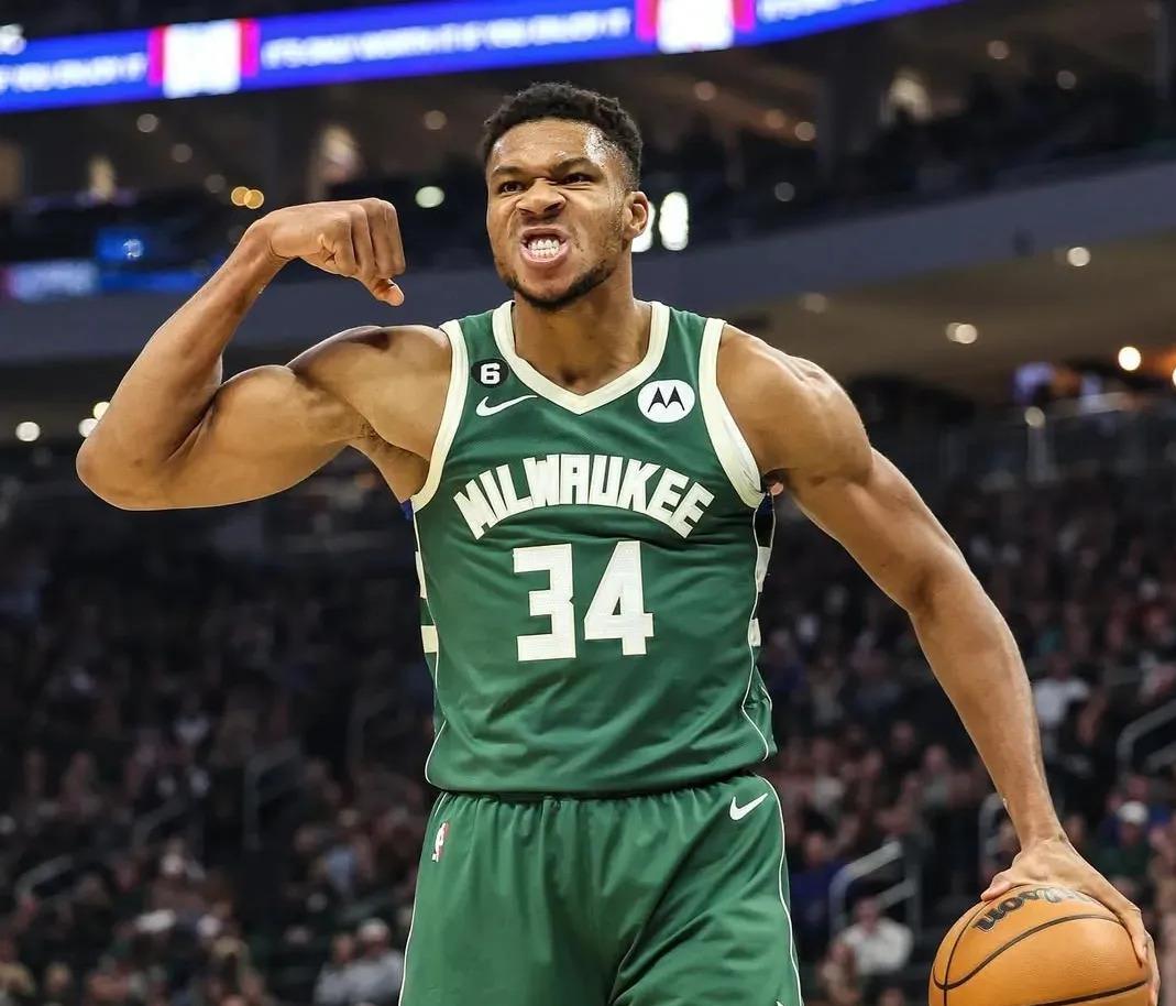 76人不敌雄鹿，连败结束