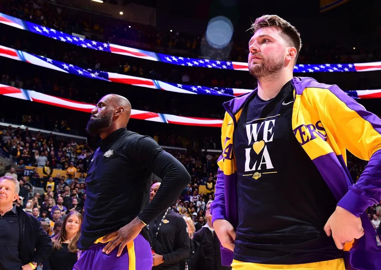 NBA湖人不敌篮网,遭遇两连败 NBA湖人不敌篮网,遭遇两连败