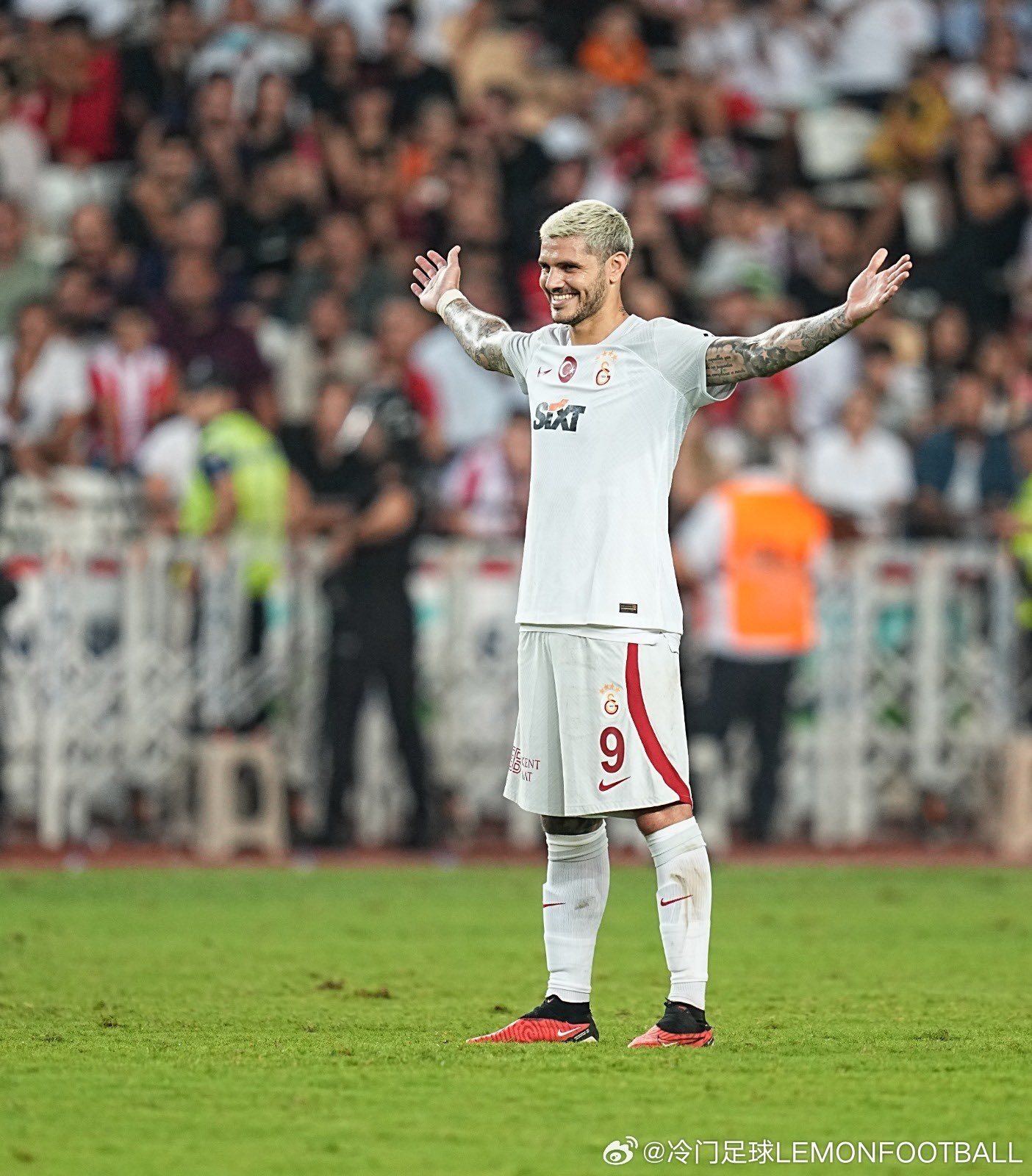 尤文图斯8000万欧报价伊卡尔迪被拒，国米老板不想卖给竞争对手的简单介绍